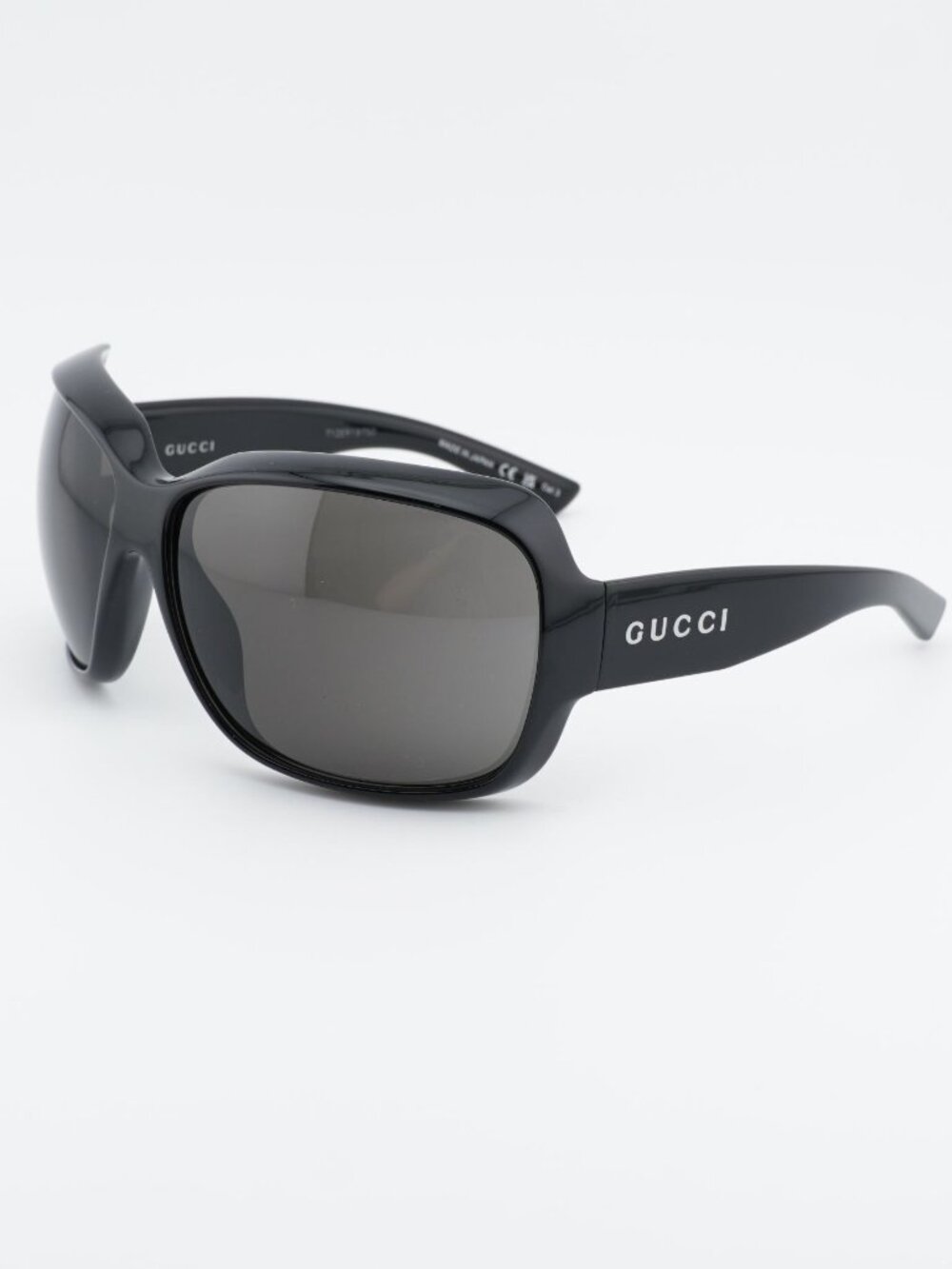 Gucci GG2176S 001Sunglasses Black Square Frame, Grey Lenses